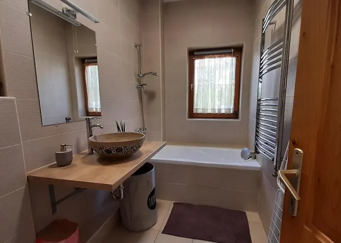 Selyemakac דירה *